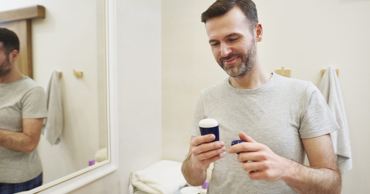 Natural Deodorant for Men: What You Need to Know