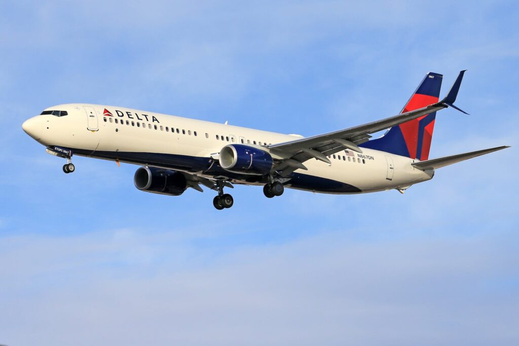 Delta airplane, often associated with LoungeBuddy services