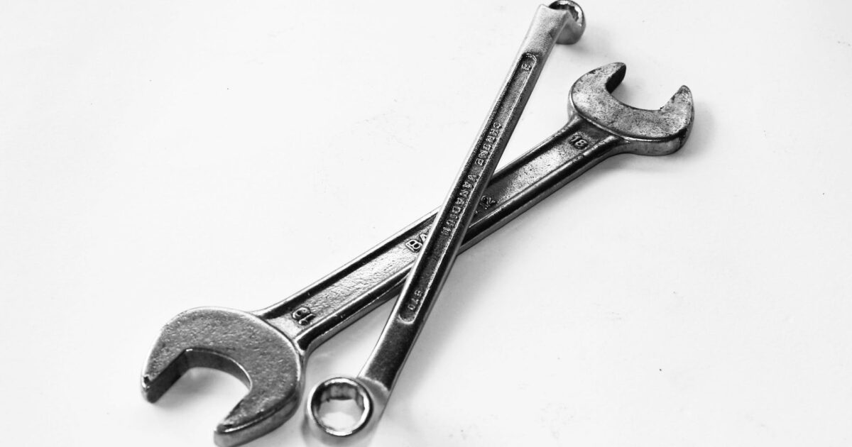 Types of Wrenches: A Handy Guide for Beginners